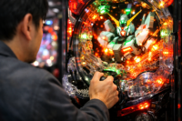 パチンコの右打ちの打ち方完全ガイド|なぜ必要?効率を最大化する技術と注意点